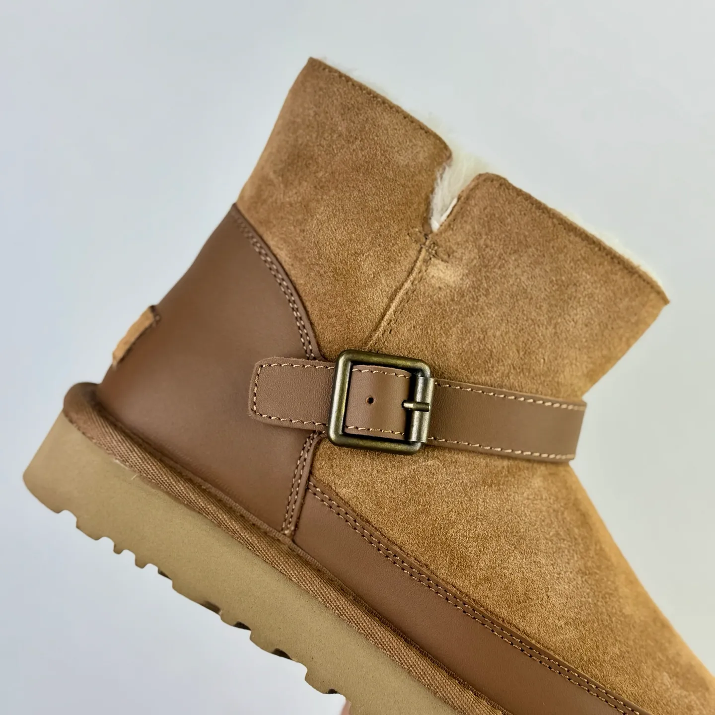 Guangzhou top version ❗ Local 💰560 UGG Classic Novelty cow split leather, warm, simple and versatile, snow boots for women